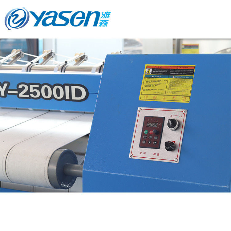 Machine de repassage industrielle professionnelle avec alimentation 380/3/50 V/p/Hz 0,75kw